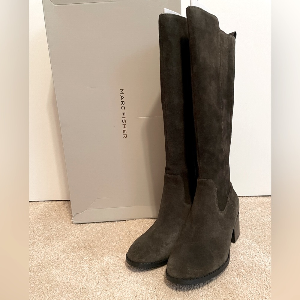 Marc Fisher Rela 8.5W Knee High Boots